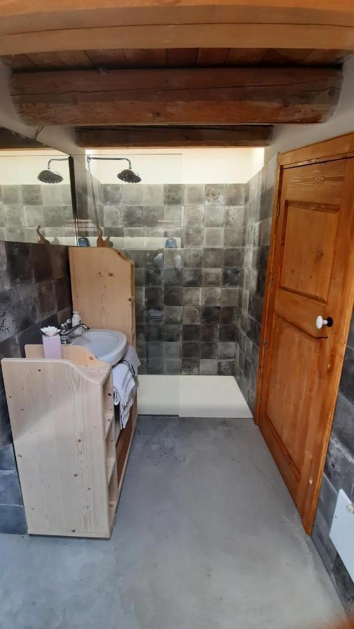 Landolina Guest House Доналуката Екстериор снимка